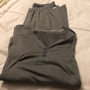 NWT Aerosoles Ladies Sleepwear ( Heather Grey) Small Long Sleeve Long Pants